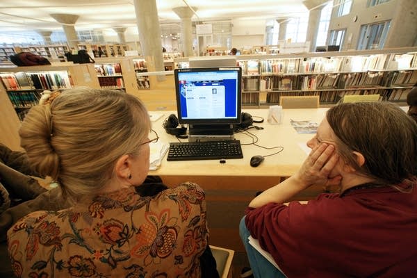 Librarian's job description expands to help unemployed