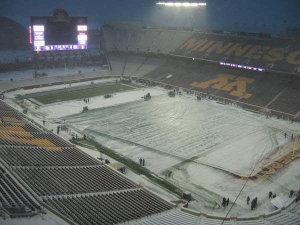 595 TCF bank cold and snow Brandt Williams