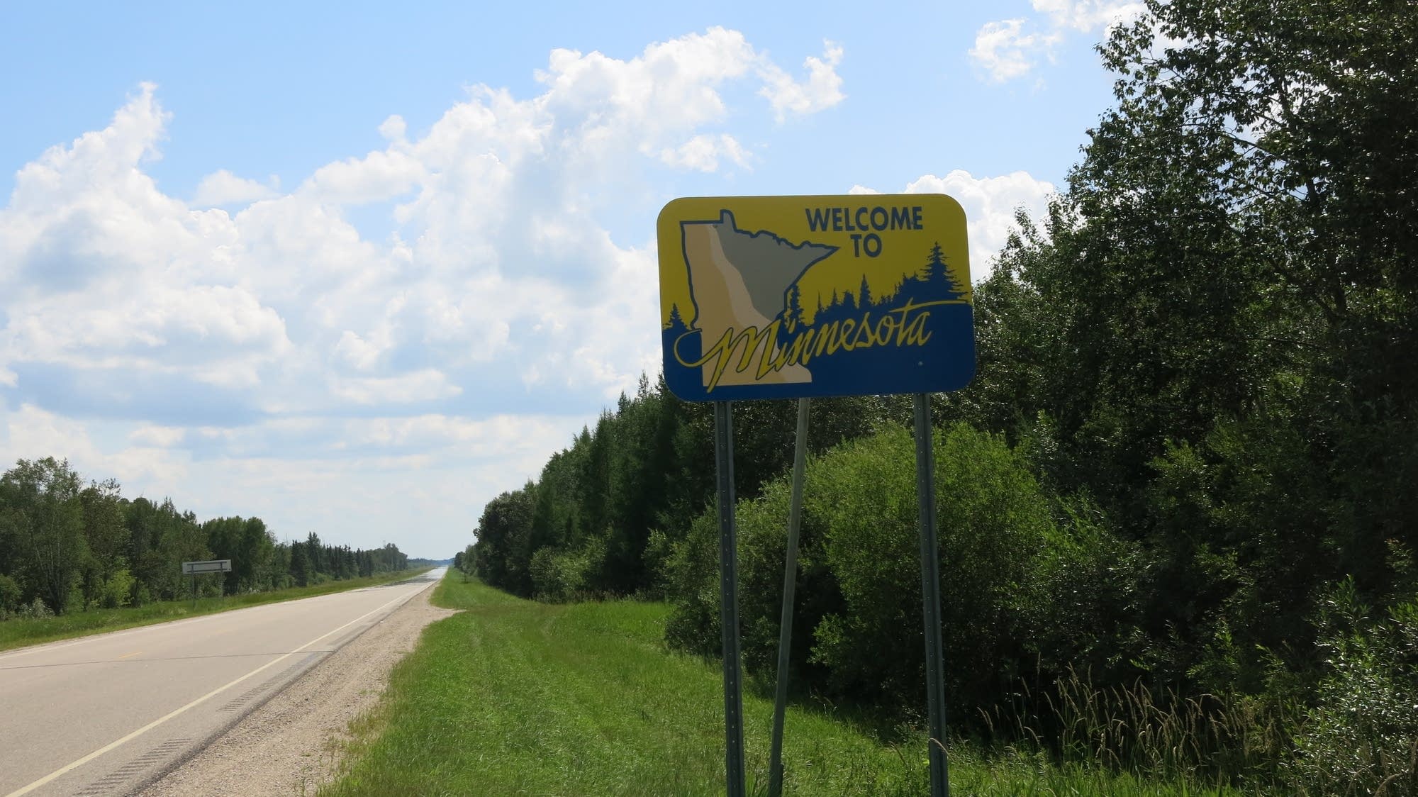 Roseau feels the strain as MinnesotaCanada border hassles take a toll