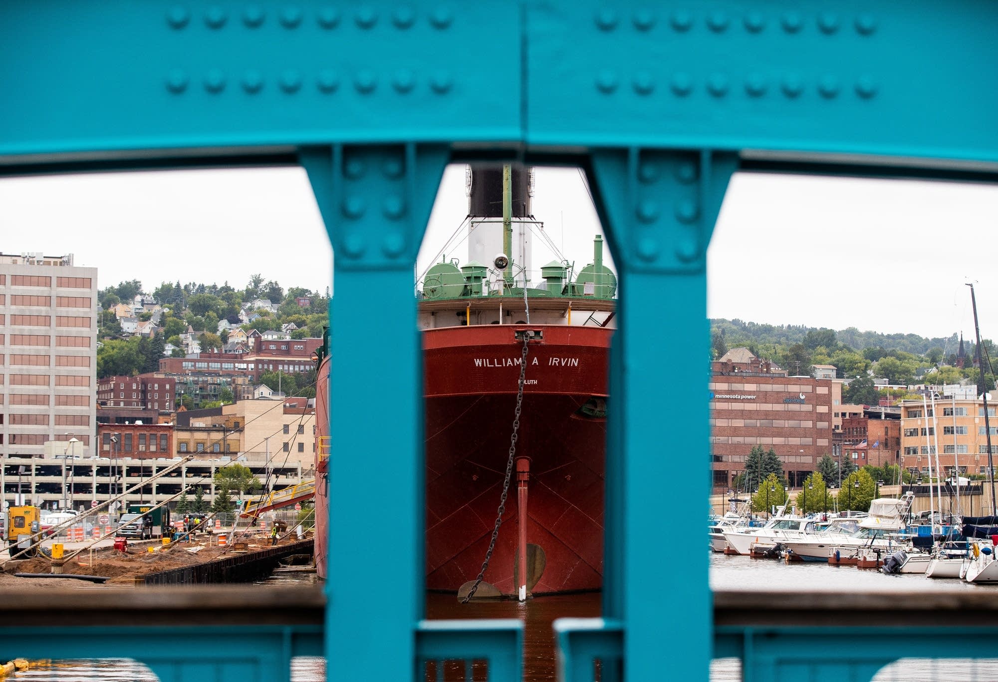 Threading the needle Mammoth Duluth museum ship eased out of longtime