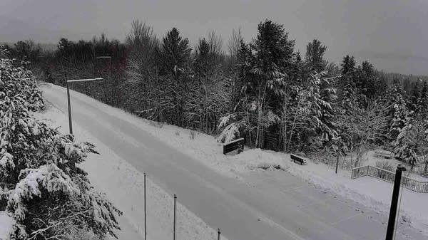 Snow bands shift north; North Shore blizzard; more snow statewide Thursday