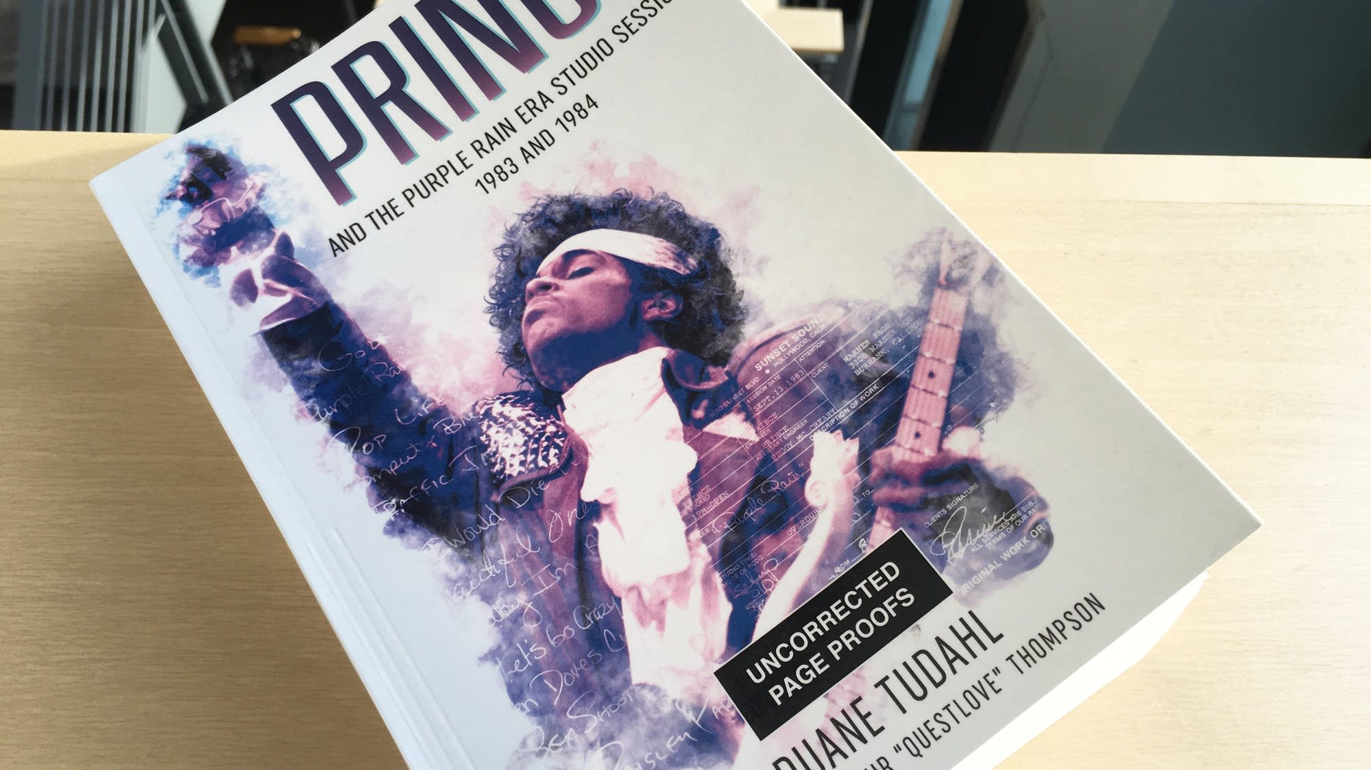 BELLEVUE purple books fiction inc 写真集 BELLEVUE purple books fiction inc 写真集 初版 - メルカリ