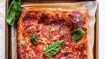 Weeknight White Pizza