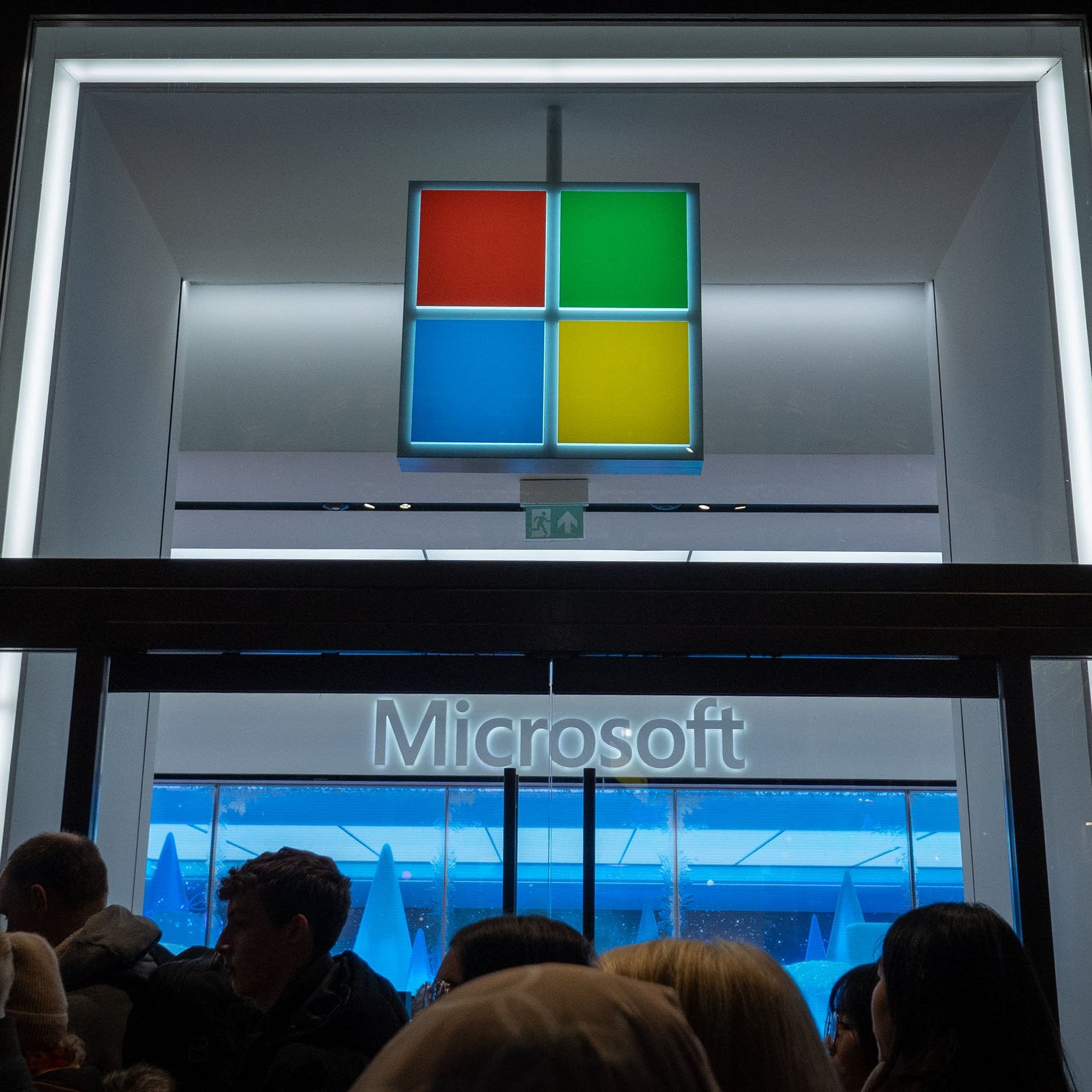 Microsoft agrees to foot AI data center costs