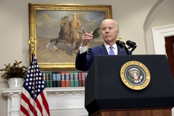 WASHINGTON, DC - APRIL 28:  U.S. President Joe Biden gestures as he gives remarks on providing additional support to Ukraine’s war efforts against Russia from the Roosevelt Room of the White House on April 28, 2022 in Washington, DC. Alongside a new supplemental aid request to the U.S. Congress, President Biden proposed turning assets from Russian oligarchs seized through sanctions into funding to rebuild Ukraine.