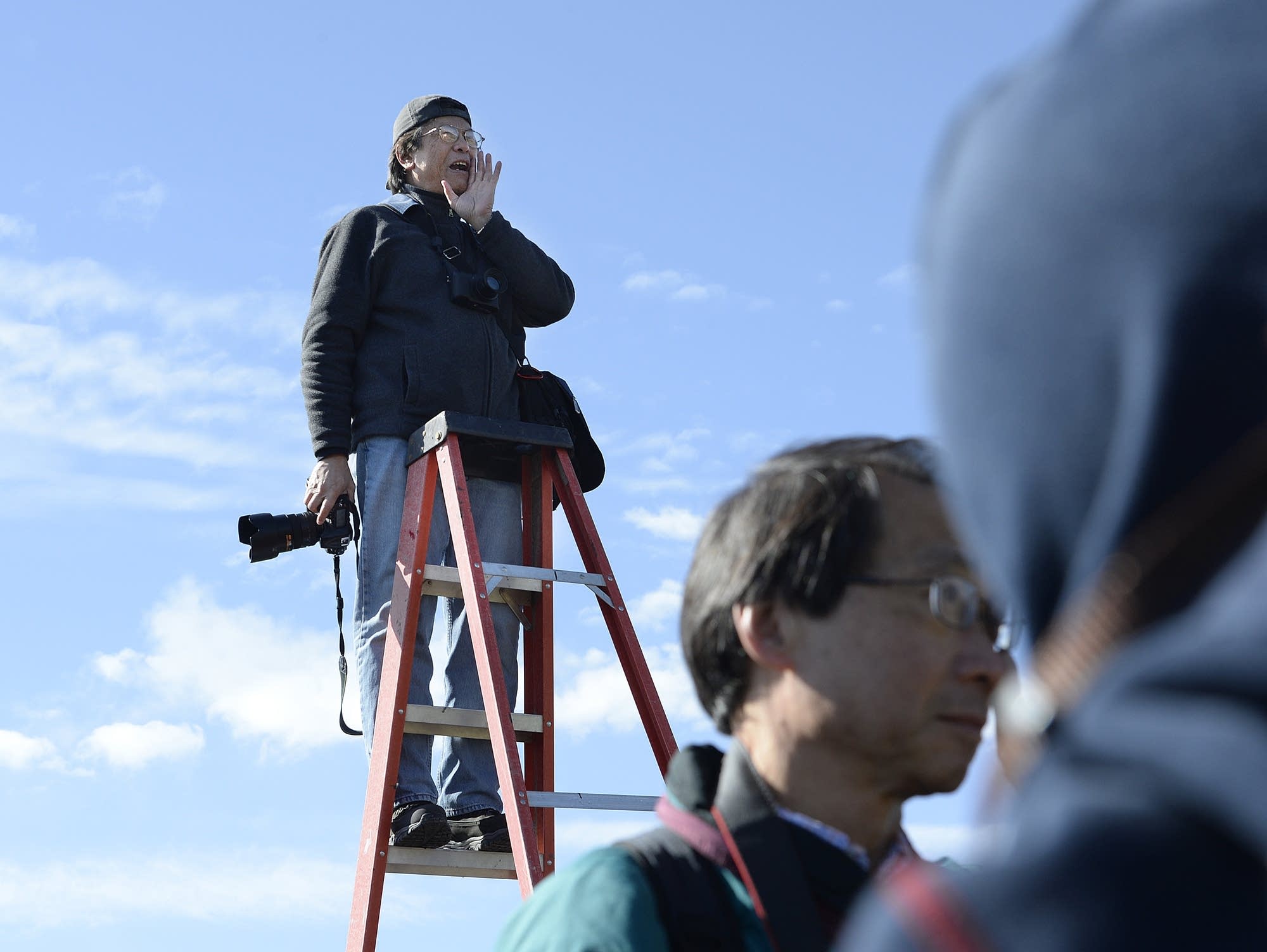 Corky Lee, who spent decades photographing Asian American life, dies at