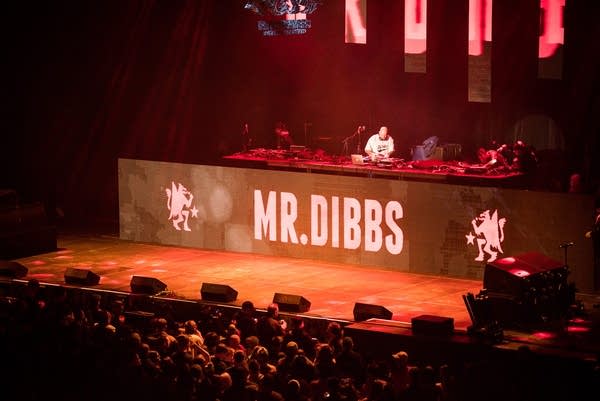 Mr Dibbs