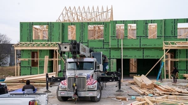 Construction spending up in November