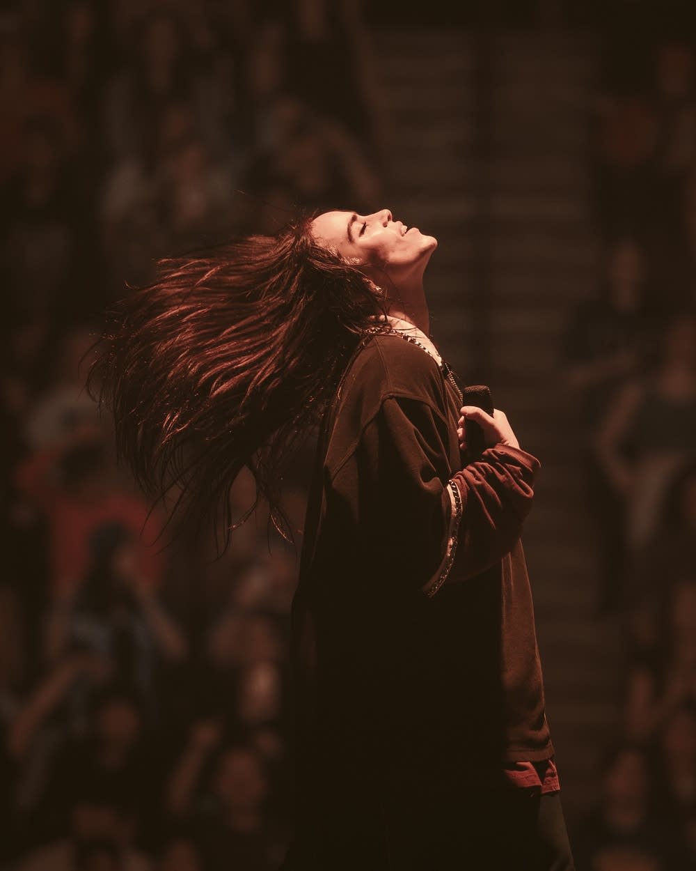 c0a4d2-20241111-billie-eilish-