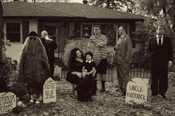 Photos of people dressed up-2