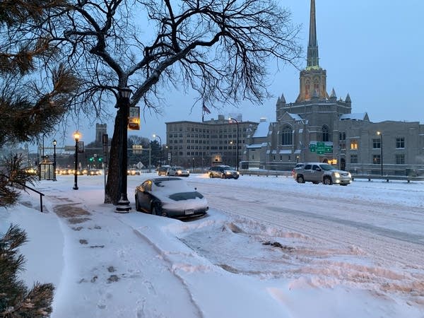 Slow but steady traffic on Lyndale Avenue.