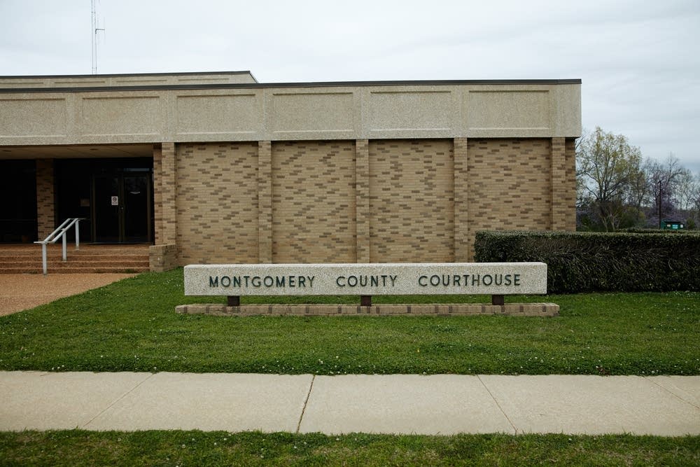 What does Odell Hallmon's reversal mean for the Curtis Flowers case