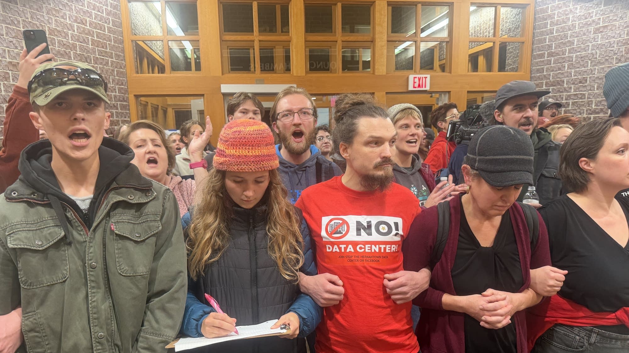 Google data center vote postponed in Hermantown following two hours of protests