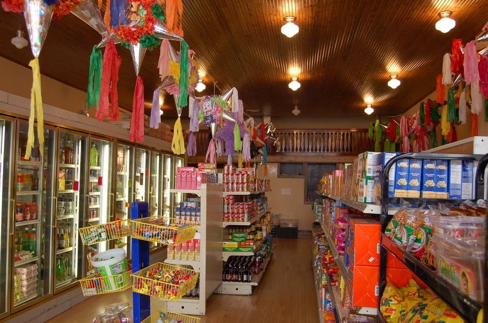Inside Las Monarcas