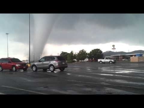 Tornado shows value of media’s weather obsession (5×8 – 5/21/13)