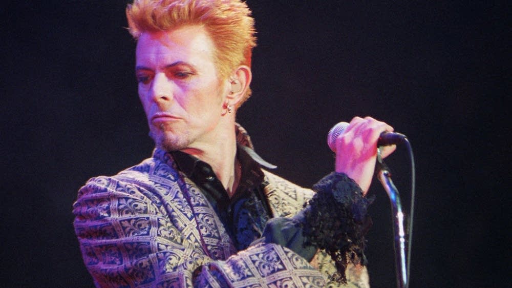 Book Briefs David Bowie s 100 Favorite Books MPR News book-briefs-david-bowie-s-100-favorite-books-mpr-news