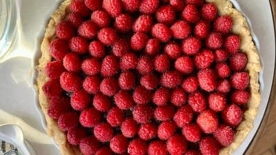 Chocolate Ganache and Raspberry Tart (Tarte à la Ganache et aux Framboises)