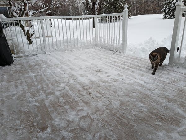 Top 25 snowfall event for Twin Cities; snow finally ends Thursday morning.