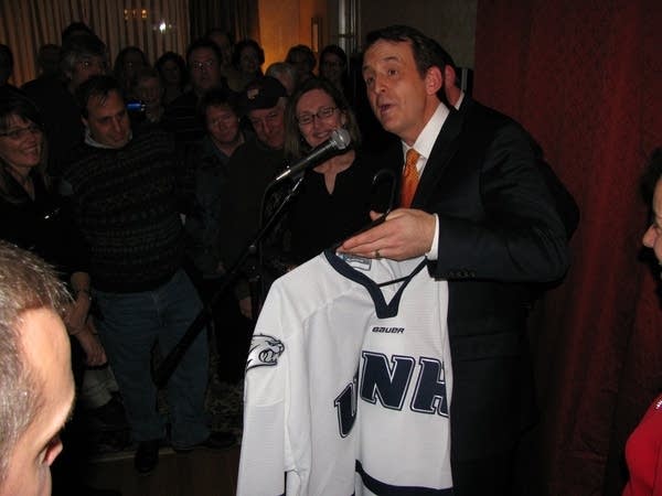 Pawlenty speaks in New Hampshire