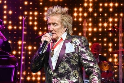 Music News 8/12: Rod Stewart cancels upcoming farewell tour dates after undergoing successful heart procedure