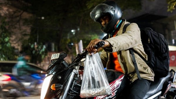 A gig worker strike threatens New Year's Eve deliveries in India