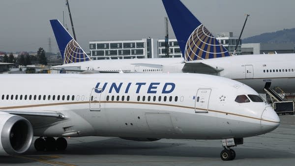 United and Delta are "way out in front" in profits from high-spending passengers.