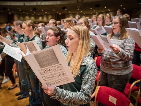 Bring the Sing draws vocal community to Iowa's Luther College