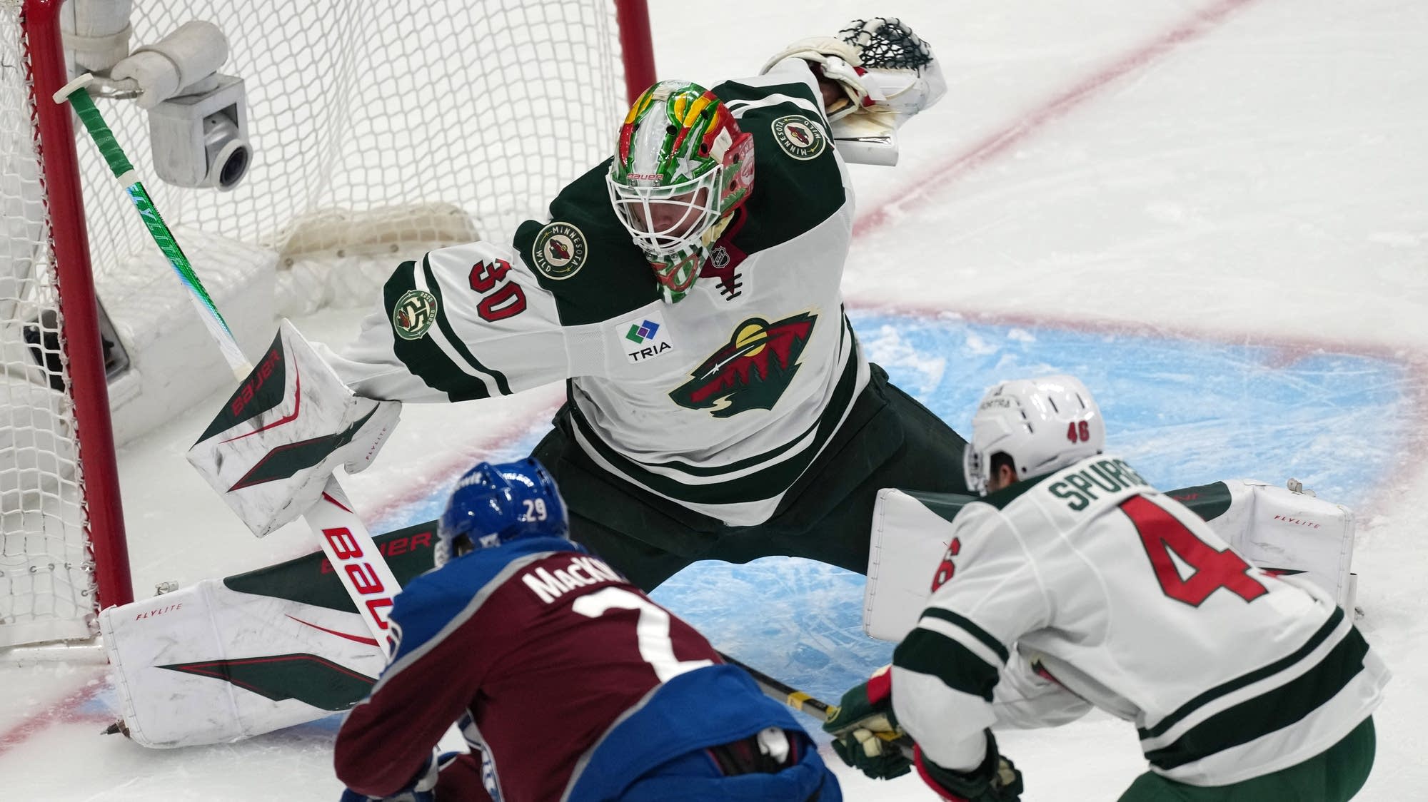 Colorado Avalanche outlast Minnesota Wild 9-6 in Game 1 of second-round playoff series