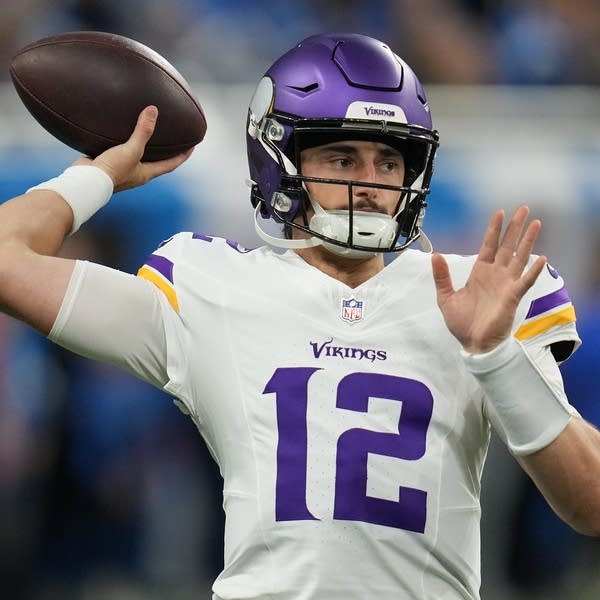 Vikings to start Max Brosmer at quarterback against the Seahawks | MPR News