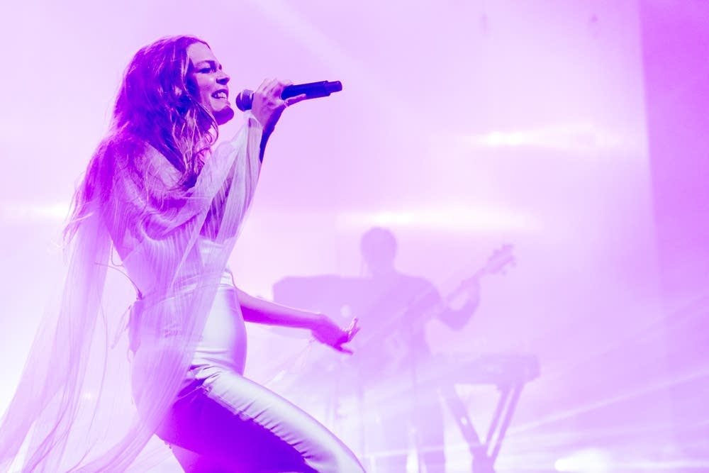 Maggie Rogers at the Armory