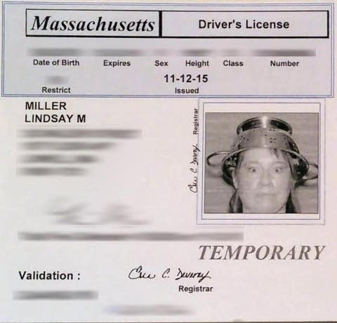 Woman allowed to wear colander on head for driver’s license photo