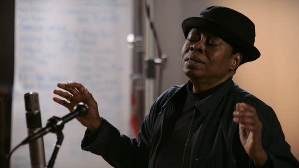 Melanie DeMore and VocalEssence present songs of healing for these hard times