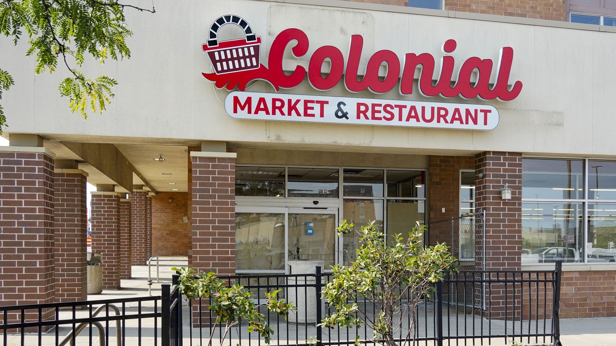 How immigrant entrepreneurs find success and challenges in Minnesota