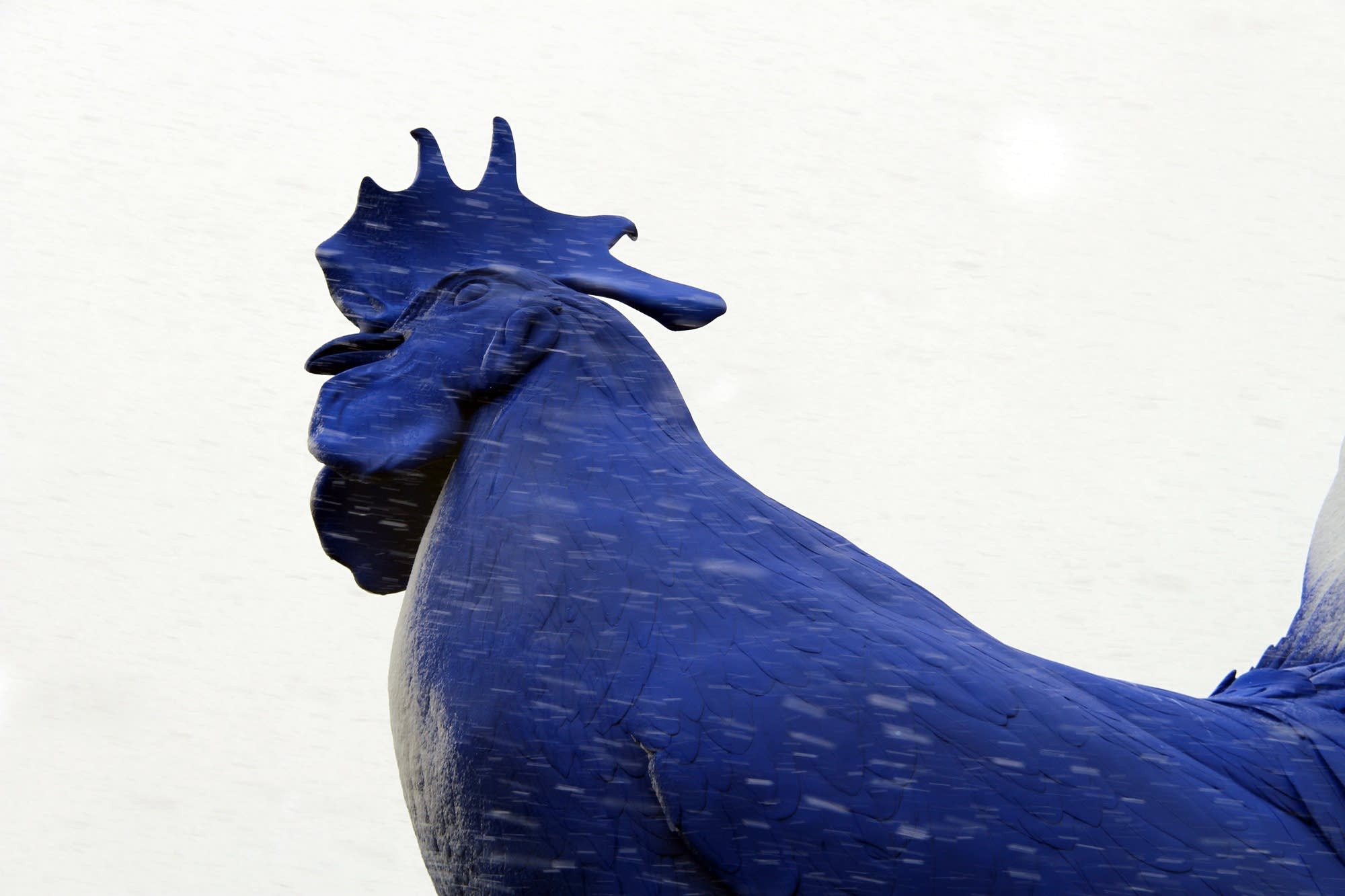 Finally, artist gets to see her sculpture's Minnesota perch | MPR News