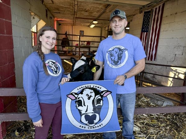 Quinci Schmidt and her brother, Caleb Scherber