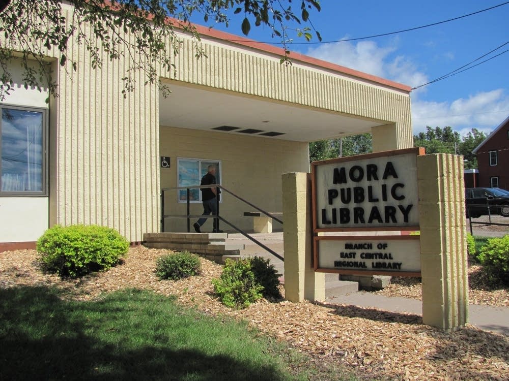 Mora Public Library