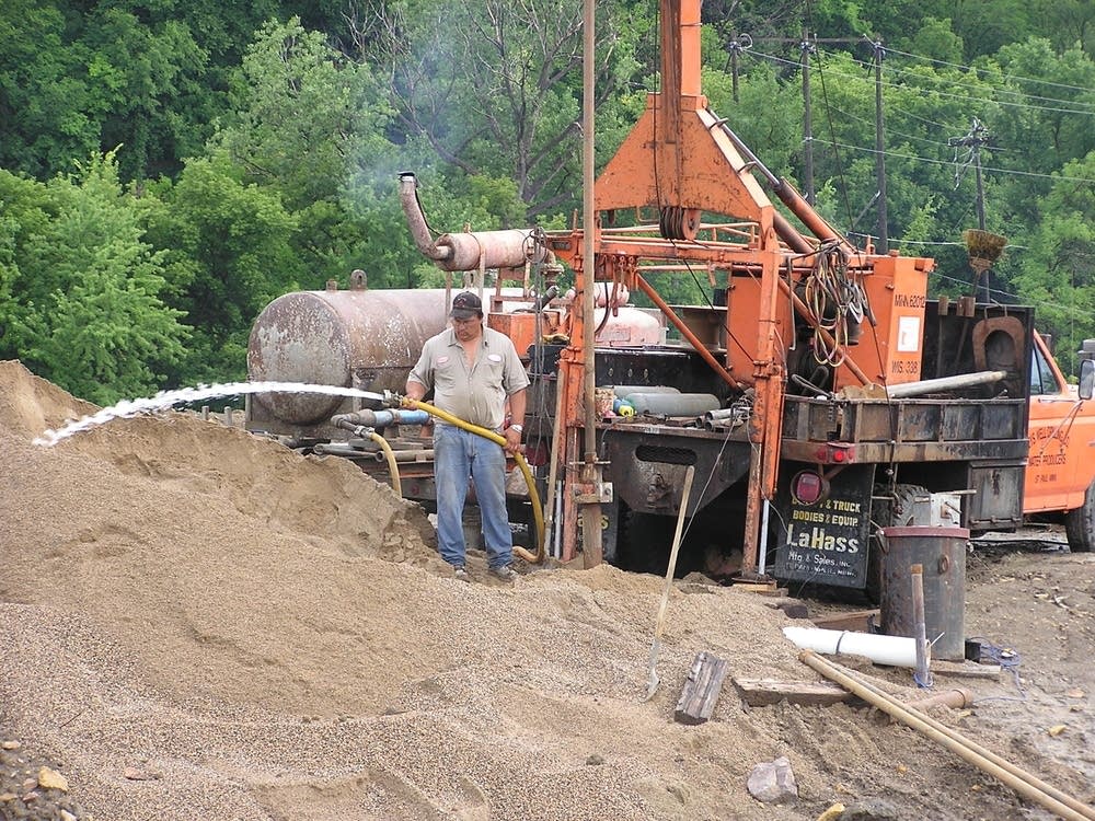 Sealing the well