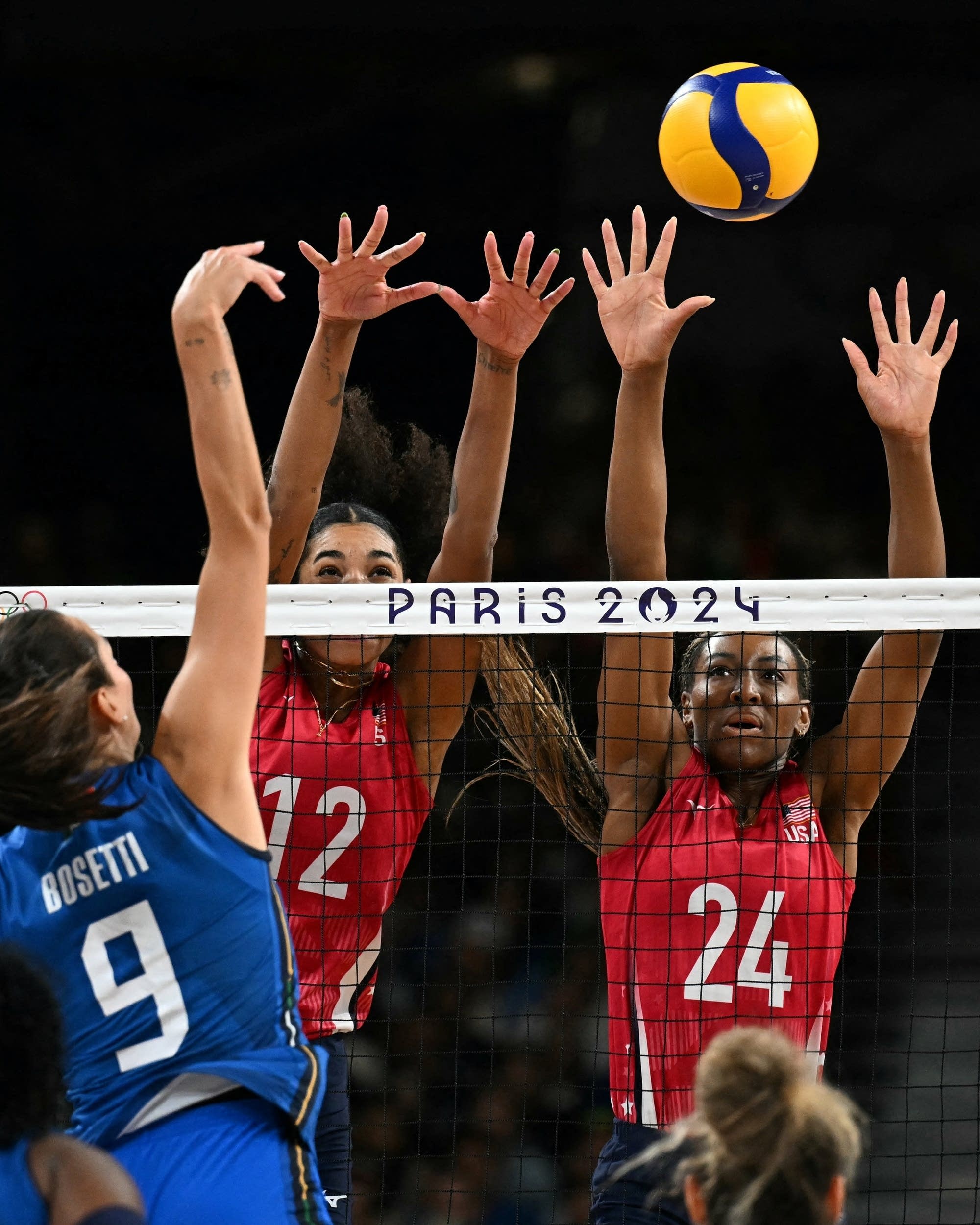 Is volleyball in the olympics online