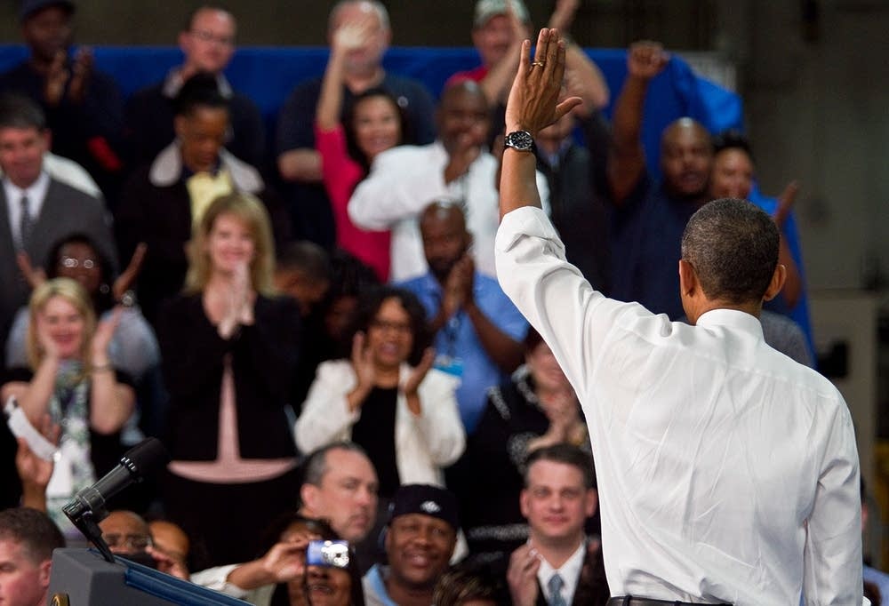 Obama visits NC factory