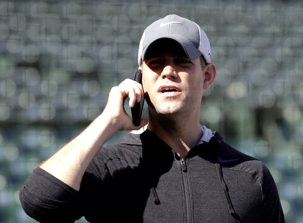 The world’s greatest leader runs a baseball team