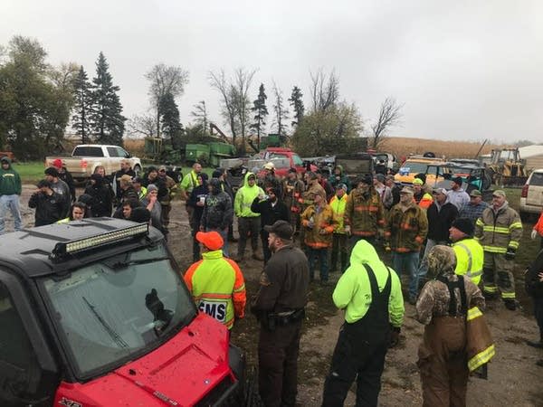 1,000 Words: The volunteers