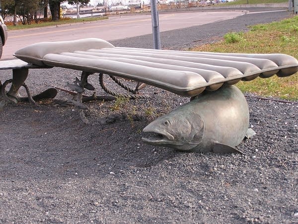 Aquarium sculpture