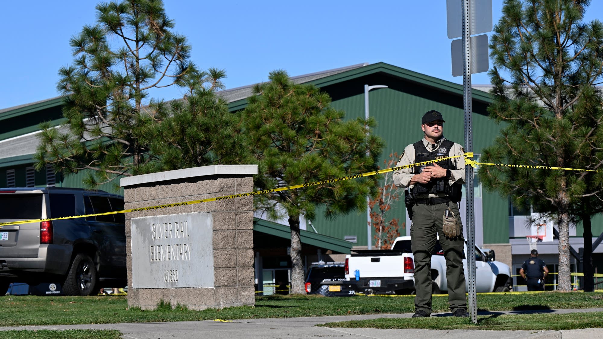 5 believed dead in Ore. elementary school shooting