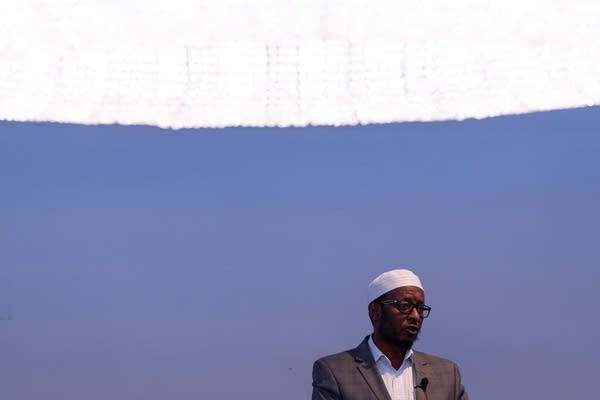 Prayer service for five muslim crash victims