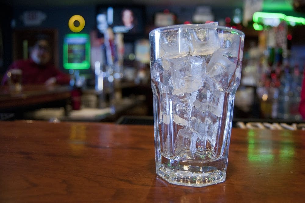 Hard water ice cubes
