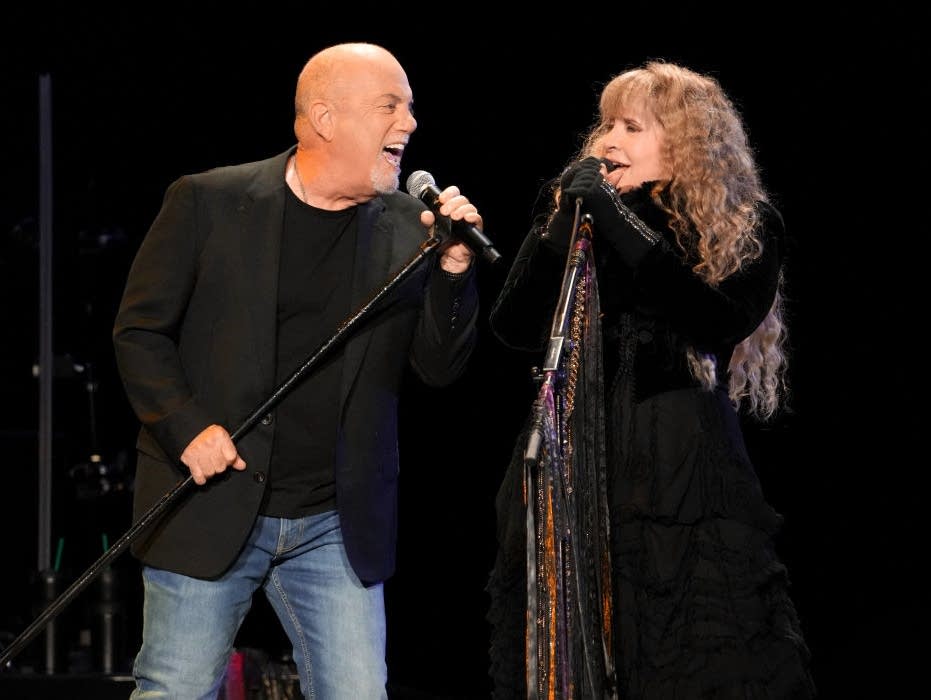 Stevie Nicks and Billy Joel deliver crowdpleasing sets at U.S. Bank
