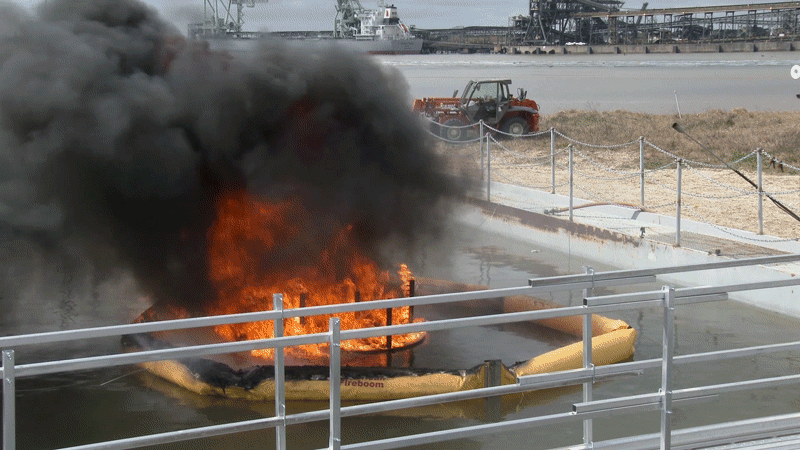 Researchers test hotter, faster and cleaner way to fight oil spills