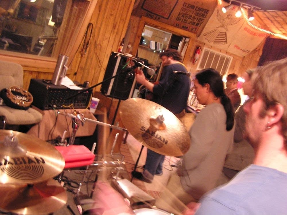 Drumming with Pachanga