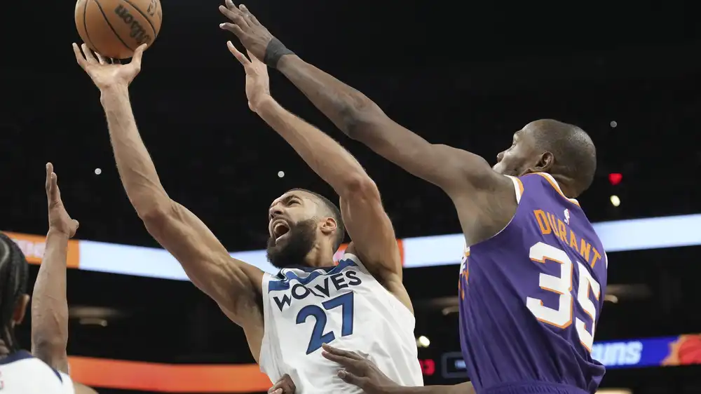 Minnesota Timberwolves beat Phoenix Suns 121-113 for 4th