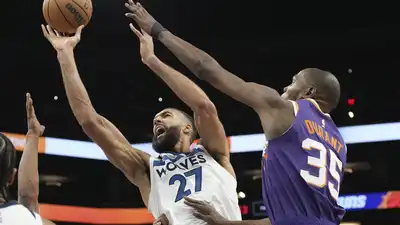 Minnesota Timberwolves beat Phoenix Suns 121-113 for 4th